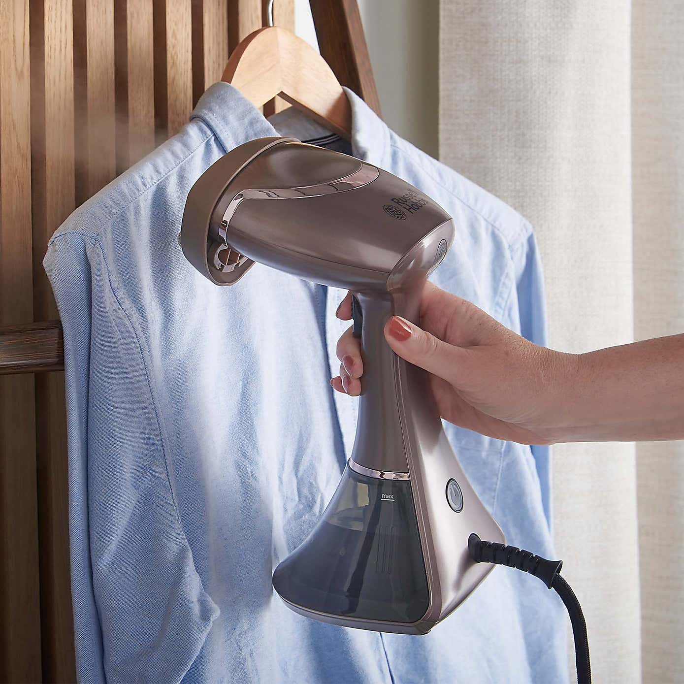 Russell Hobbs Steam Genie Aroma Garment Steamer