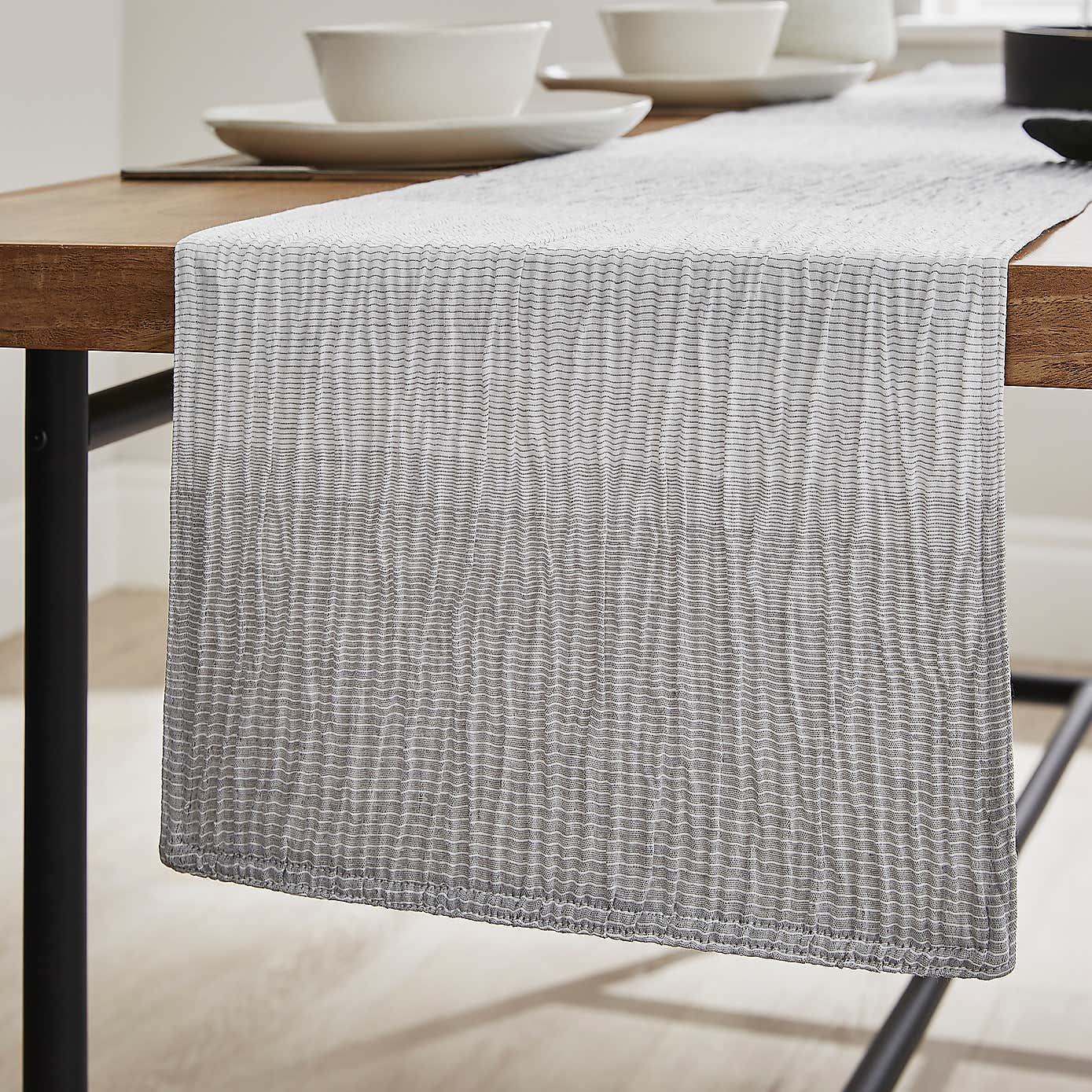 Better Dining Grey Crinkle Table Runner