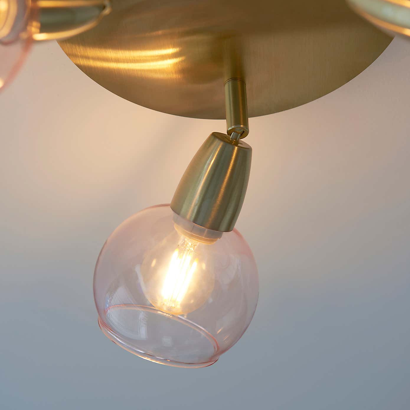 Tia 3 Light Spotlight