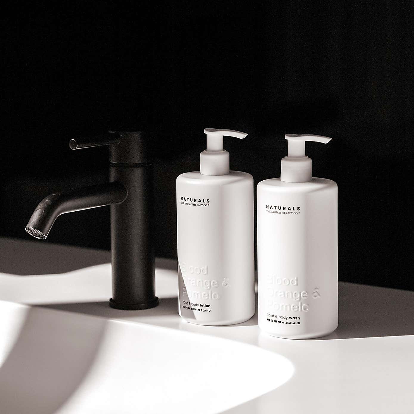 The Aromatherapy Co Naturals Blood Orange & Pomelo Hand & Body Wash