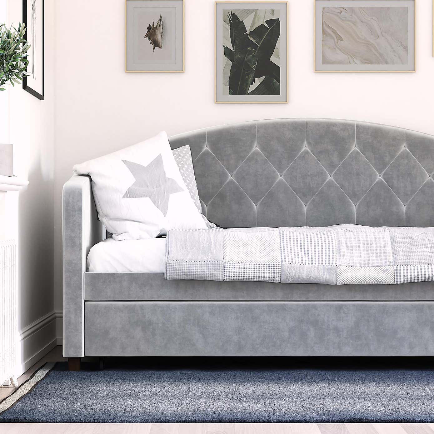 Aspen Velvet Daybed with Trundle