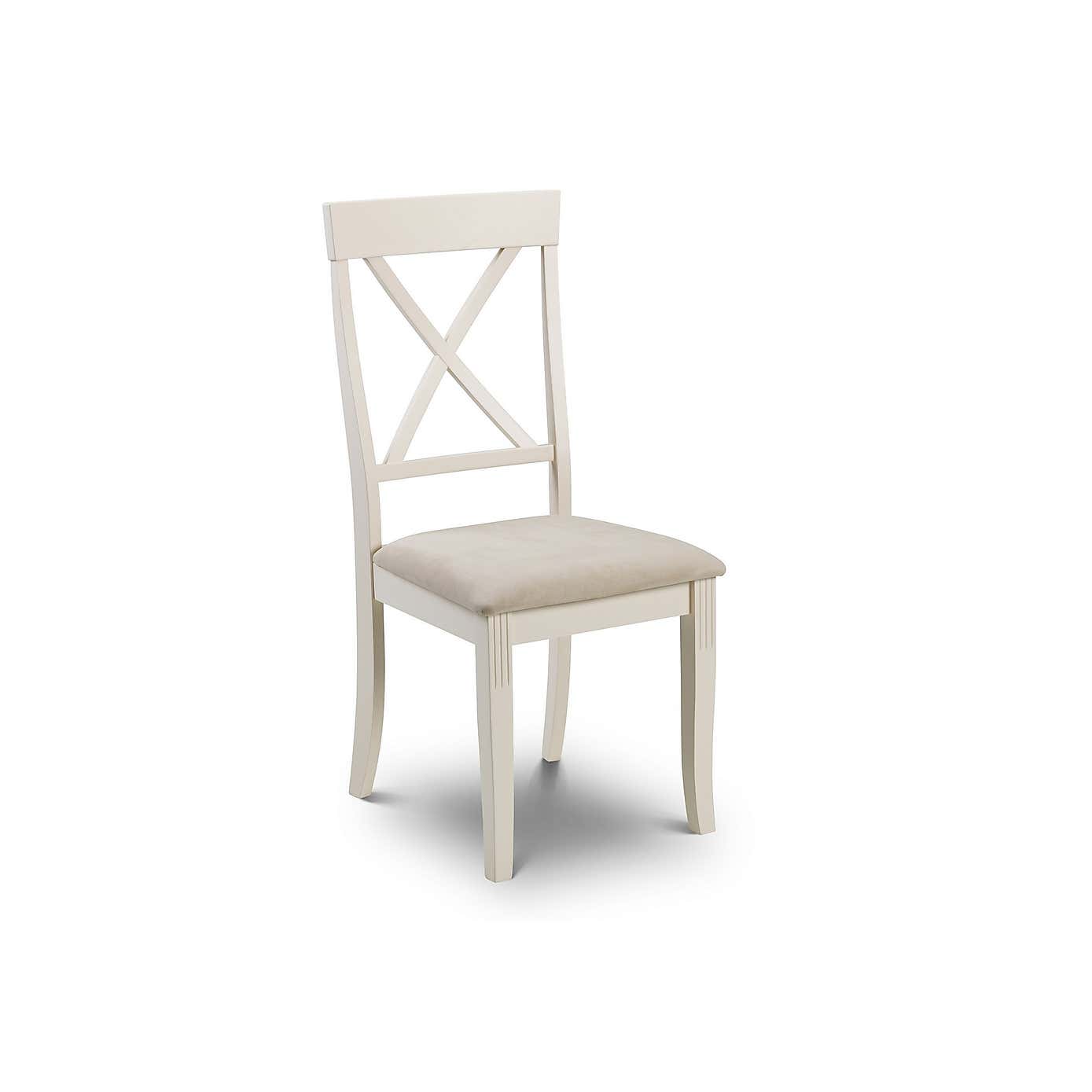 Davenport Round Pedestal Dining Table with 4 Dining Chairs