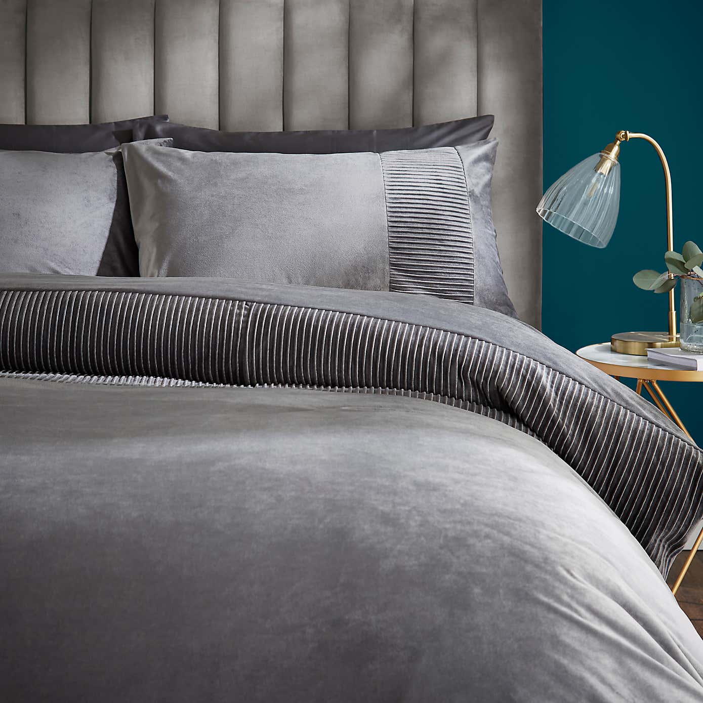 Liliana Pleated Velvet Duvet Cover and Pillowcase Set