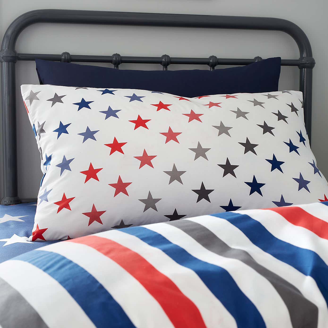 Catherine Lansfield Set of 2 Stripes And Stars Duvet Cover & Pillowcase Sets