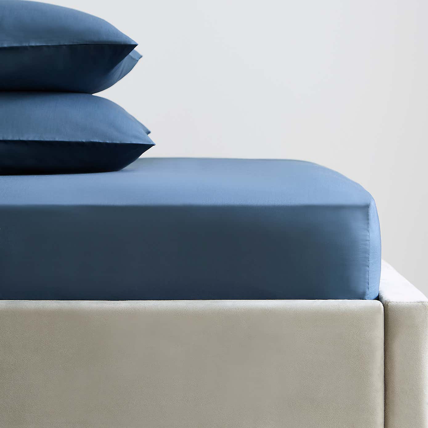 Hotel T200 100% Cotton Fitted Sheet