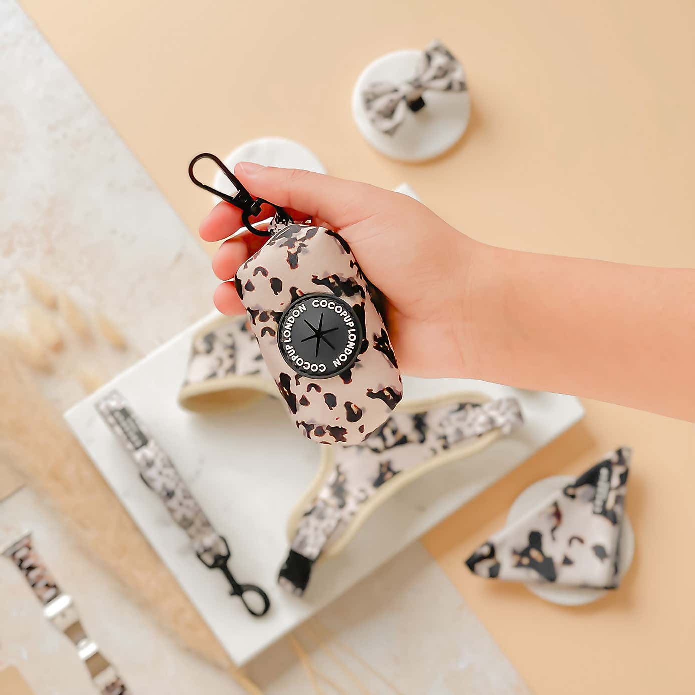 Cocopup Tortoise Shell Poop Bag Holder