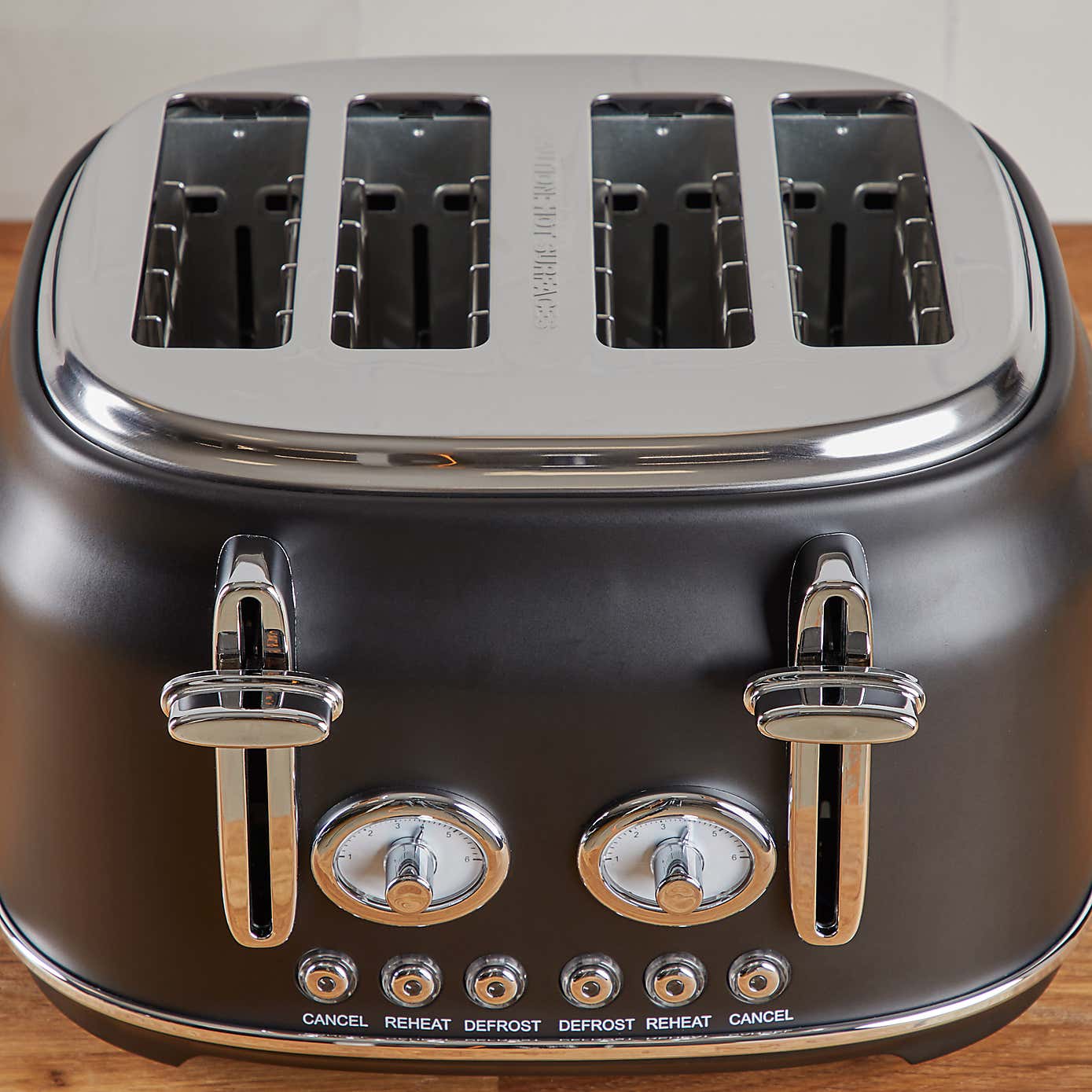 Retro 4 Slice Matt Black Toaster