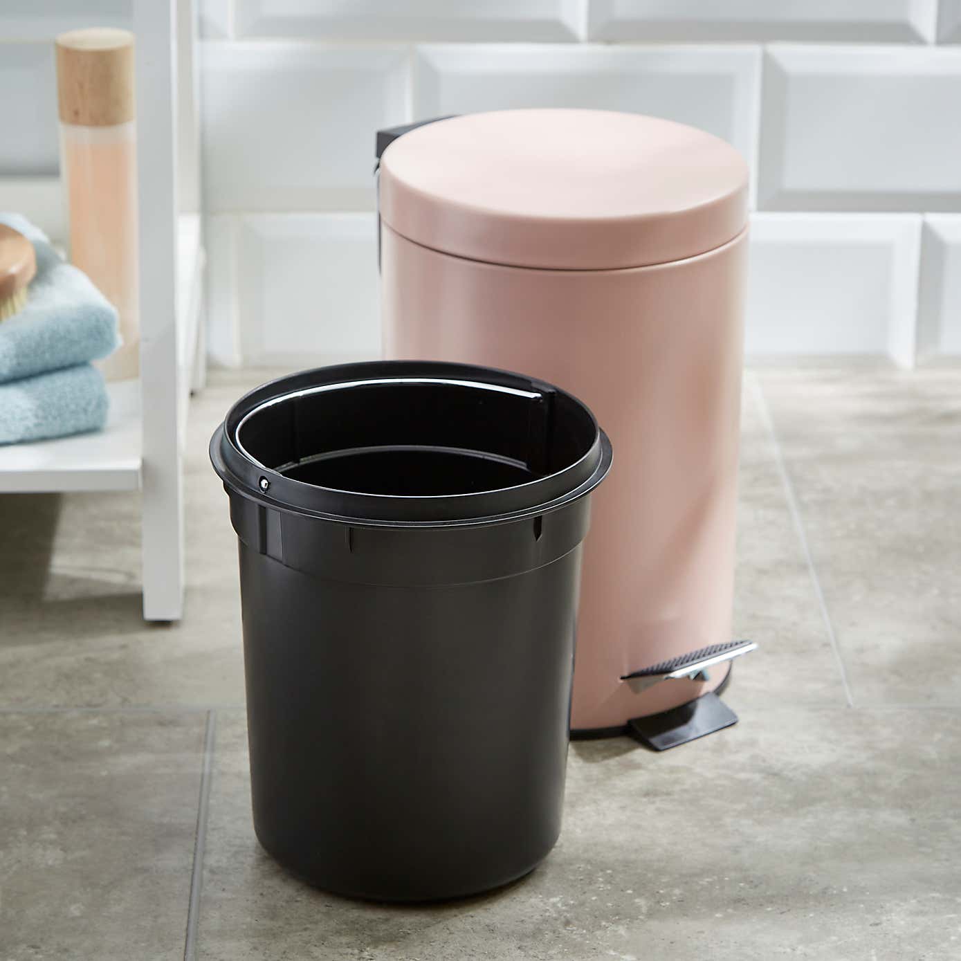 Black 3 Litre Bathroom Bin