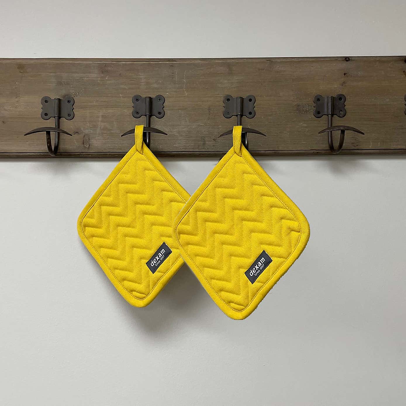 Dexam Set of 2 Love Colour Pot Holders