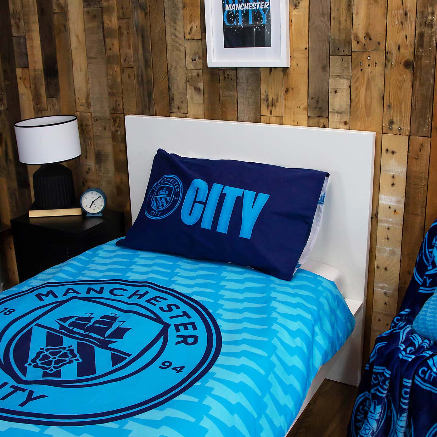 Manchester City Crestcol Single Duvet Cover and Pillowcase Set