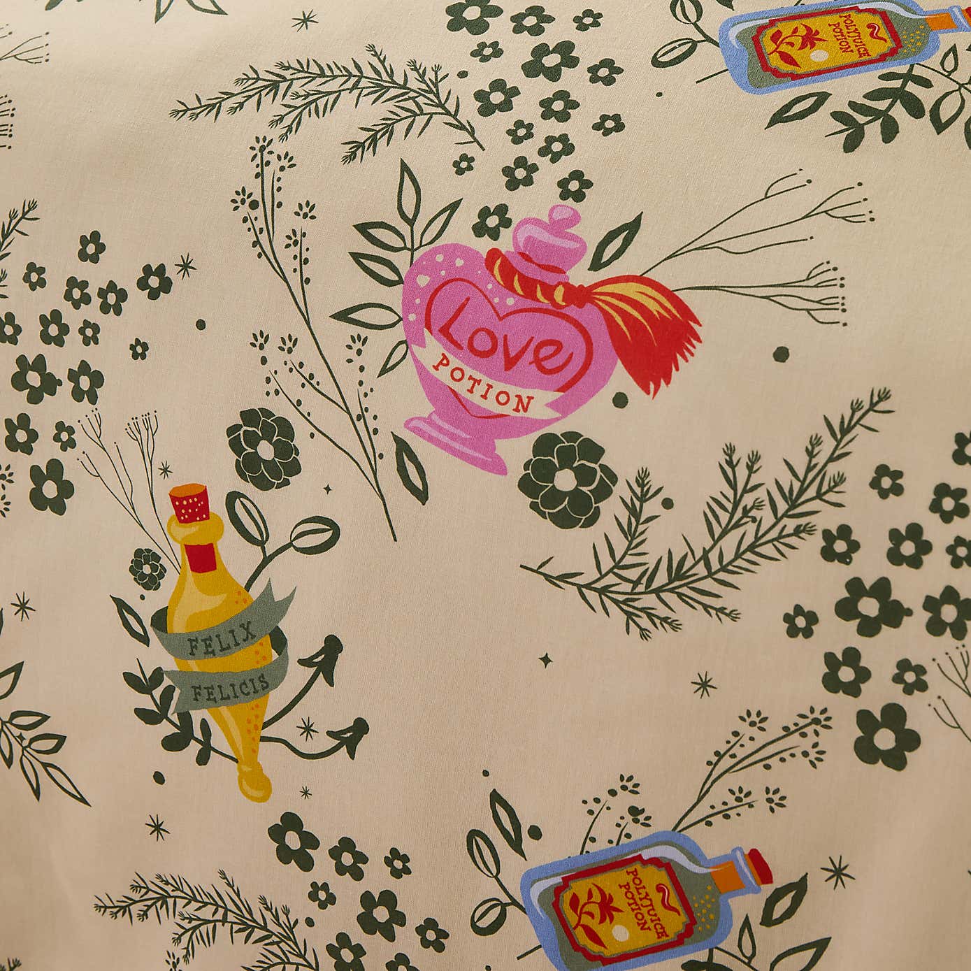 Harry Potter Herbology 100% Cotton Reversible Duvet Cover and Pillowcase Set