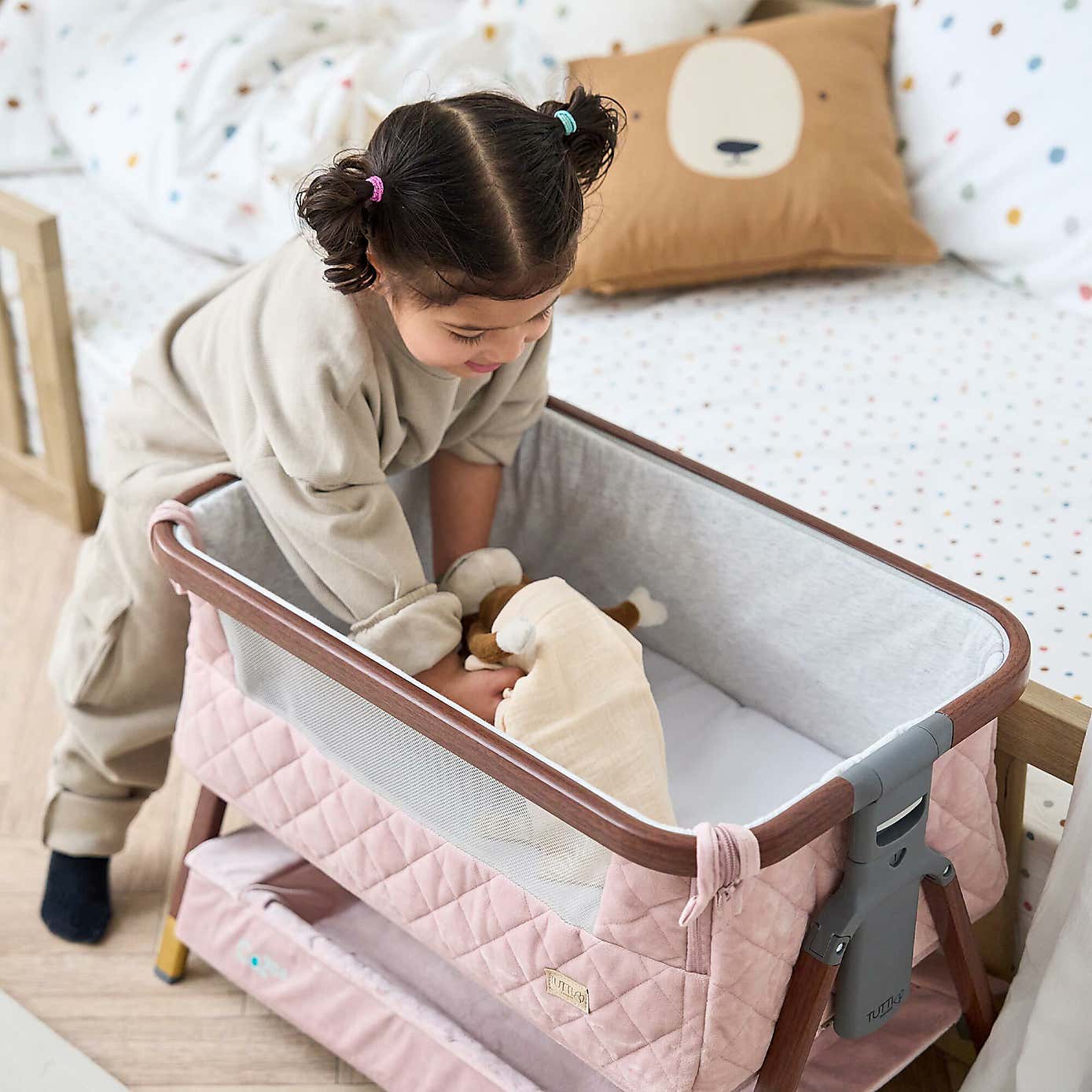 Tutti Bambini CoZee Luxe Mini Me Crib
