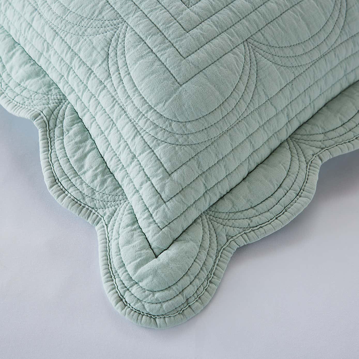 Dorma Soft Scalloped Pillowsham