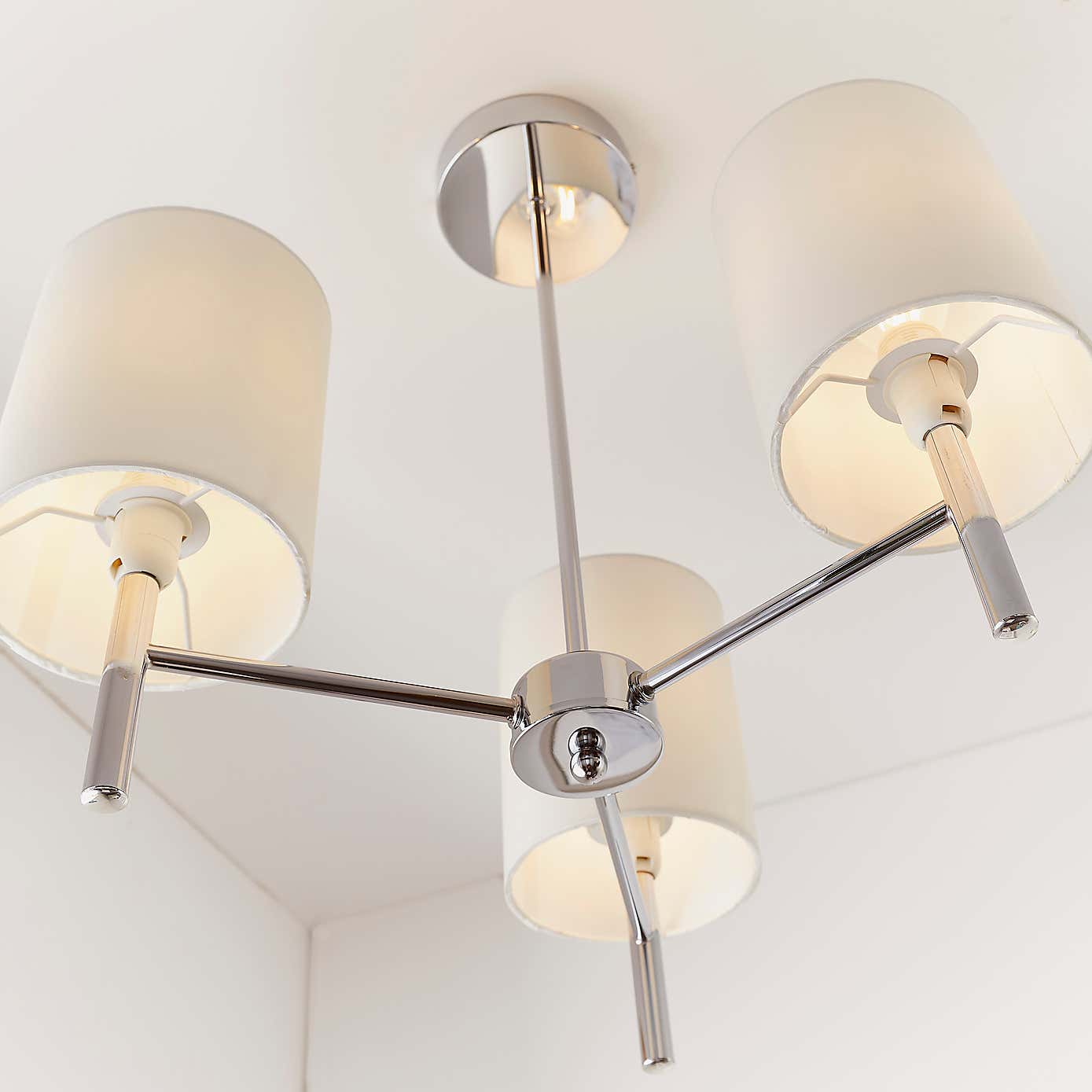 Vogue Dewey 3 Light Flush Ceiling Fitting