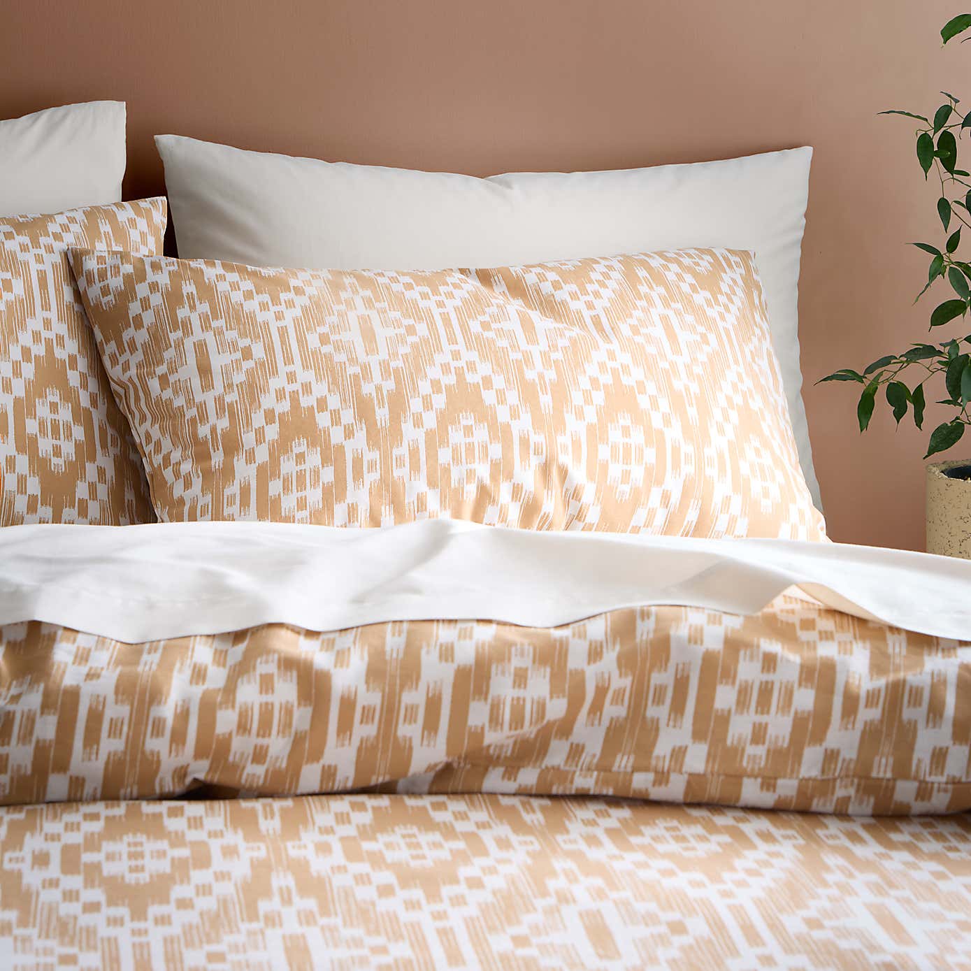 Syrah Ikat 100% Cotton Duvet Cover and Pillowcase Set