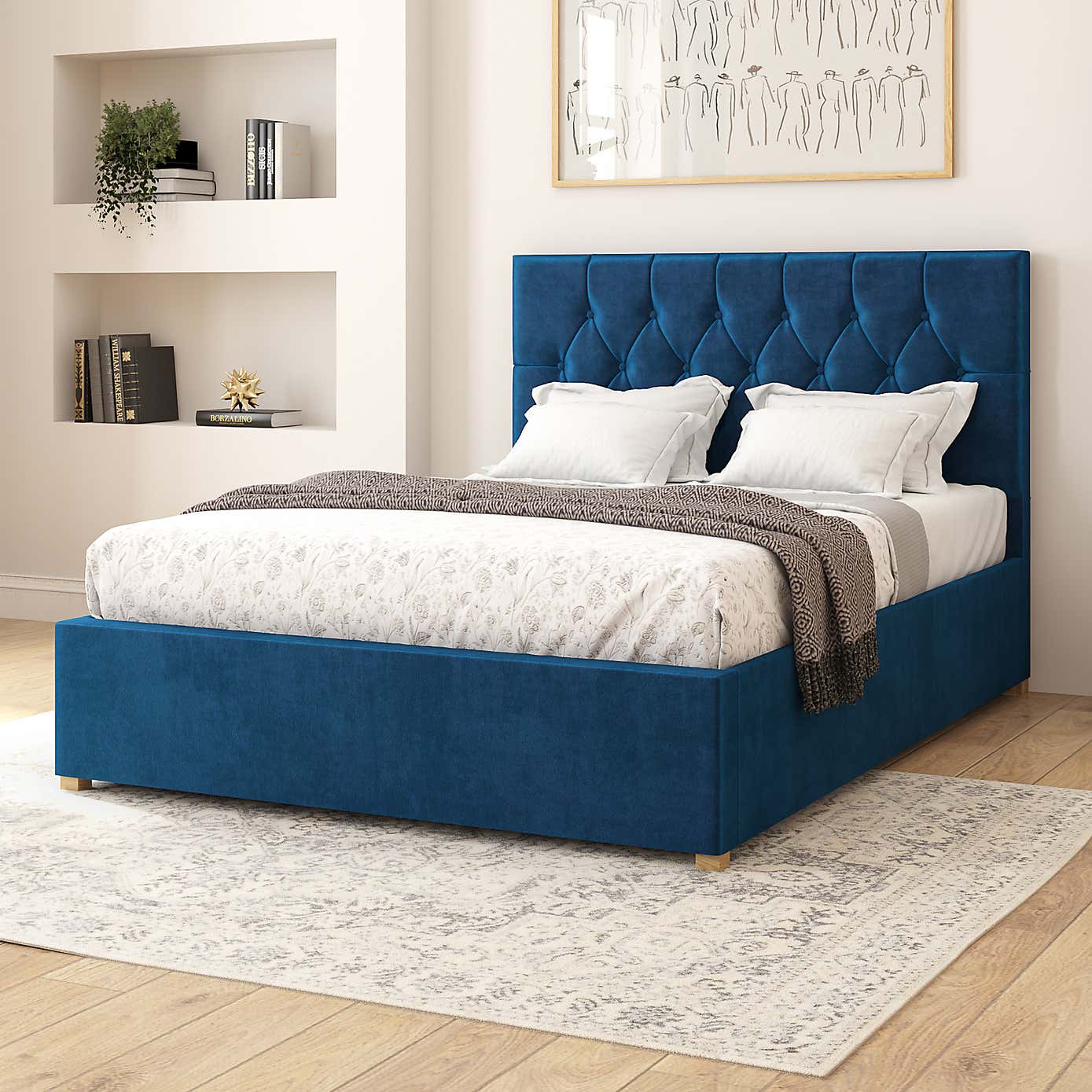 Olivier Plush Velvet Adjustable Bed
