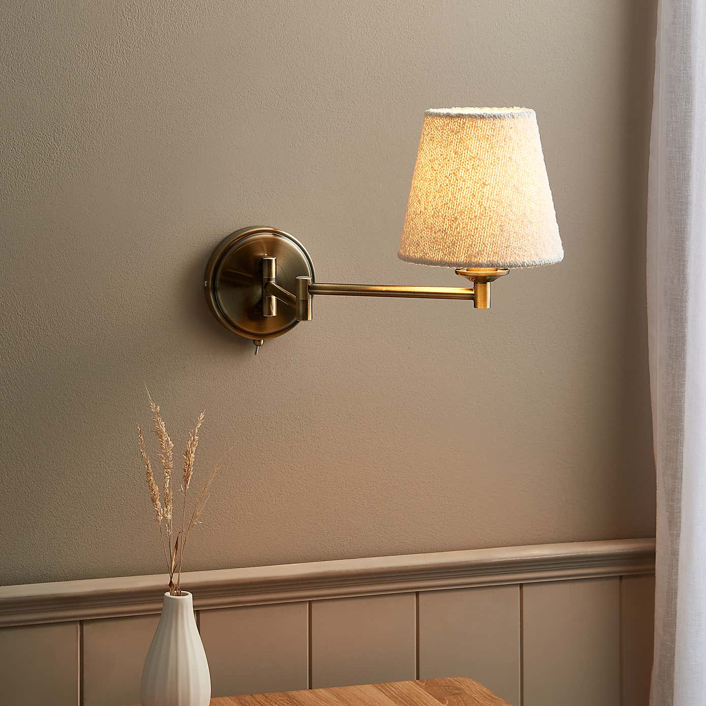 Preston Industrial Wall Light Fitting