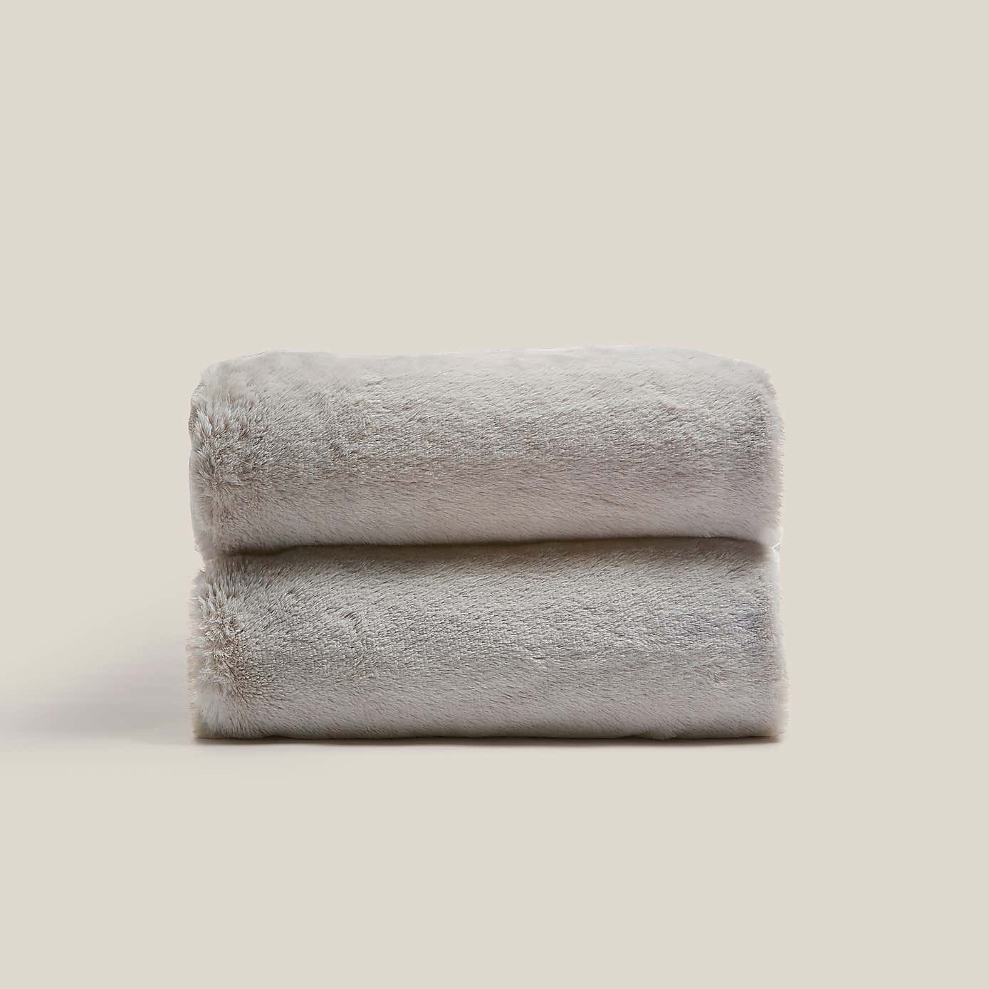 Lenon Plush 130cm x 180cm Throw