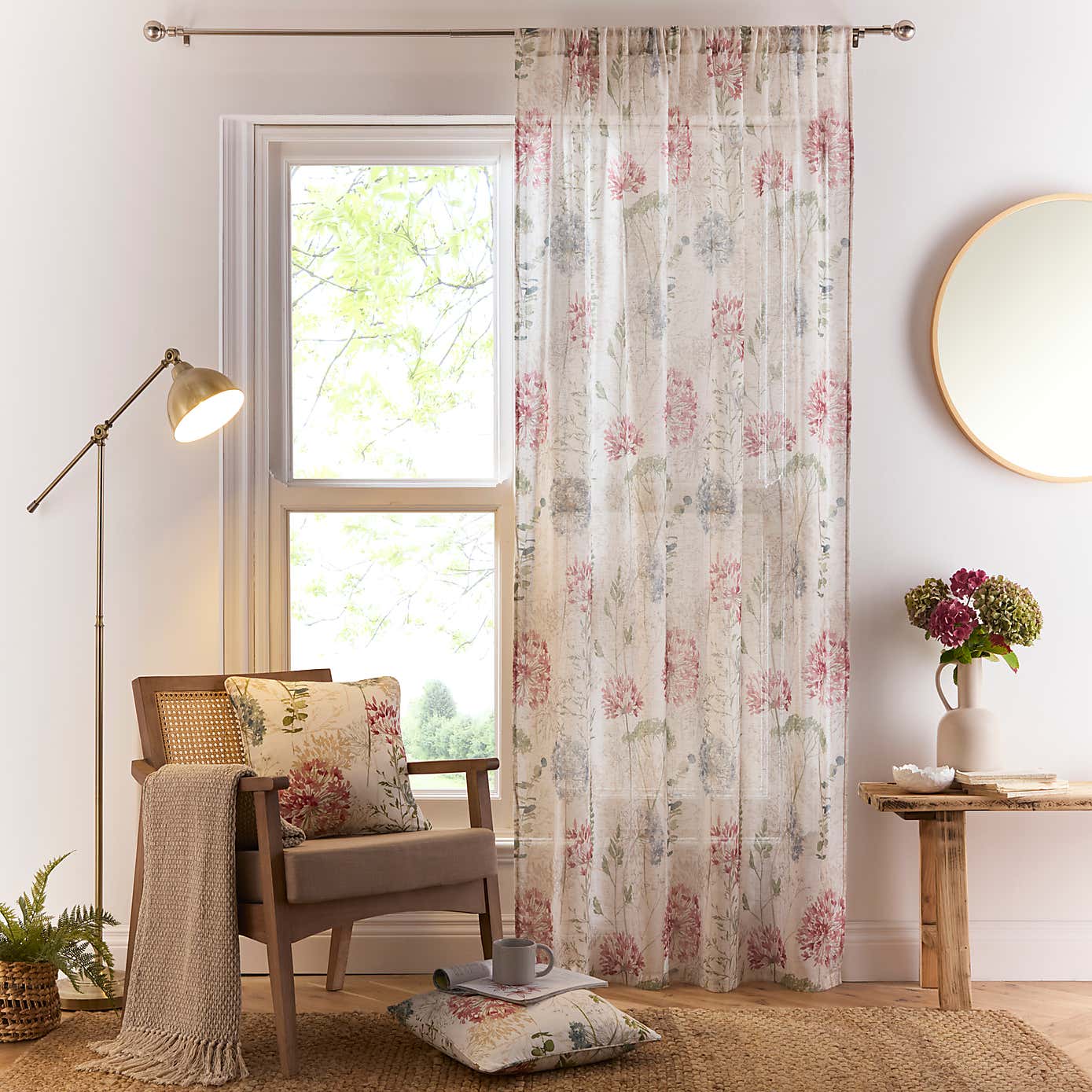 Country Meadow Slot Top Voile Panel
