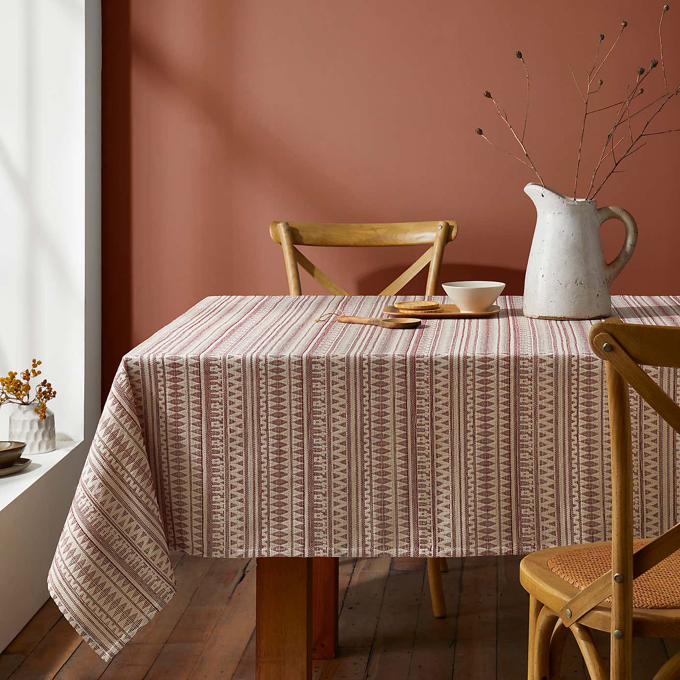 Global Woven Natural Cotton Tablecloth