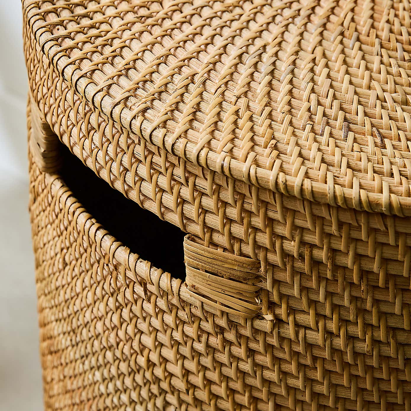 Large Rattan Laundry Basket with Lid