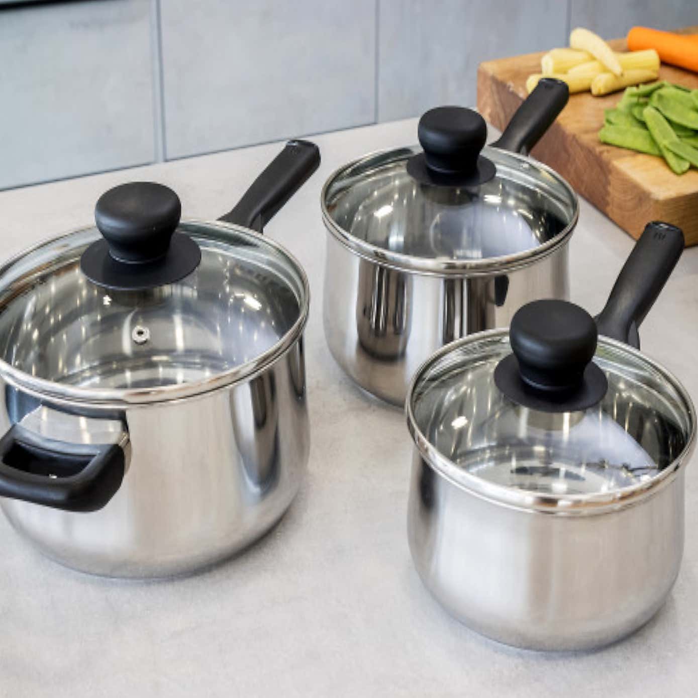 KitchenCraft Extra-Deep Stainless Steel Induction Hob Saucepan with Lid, Medium