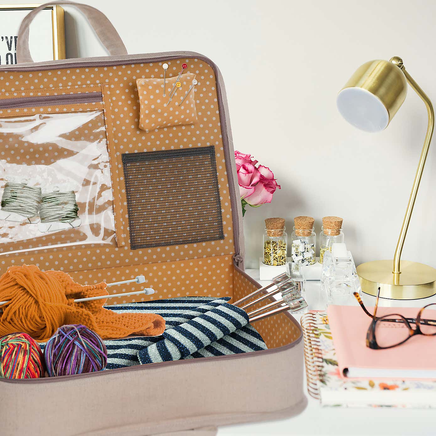 Hobby Gift Linen Bee Applique Project Case Natural