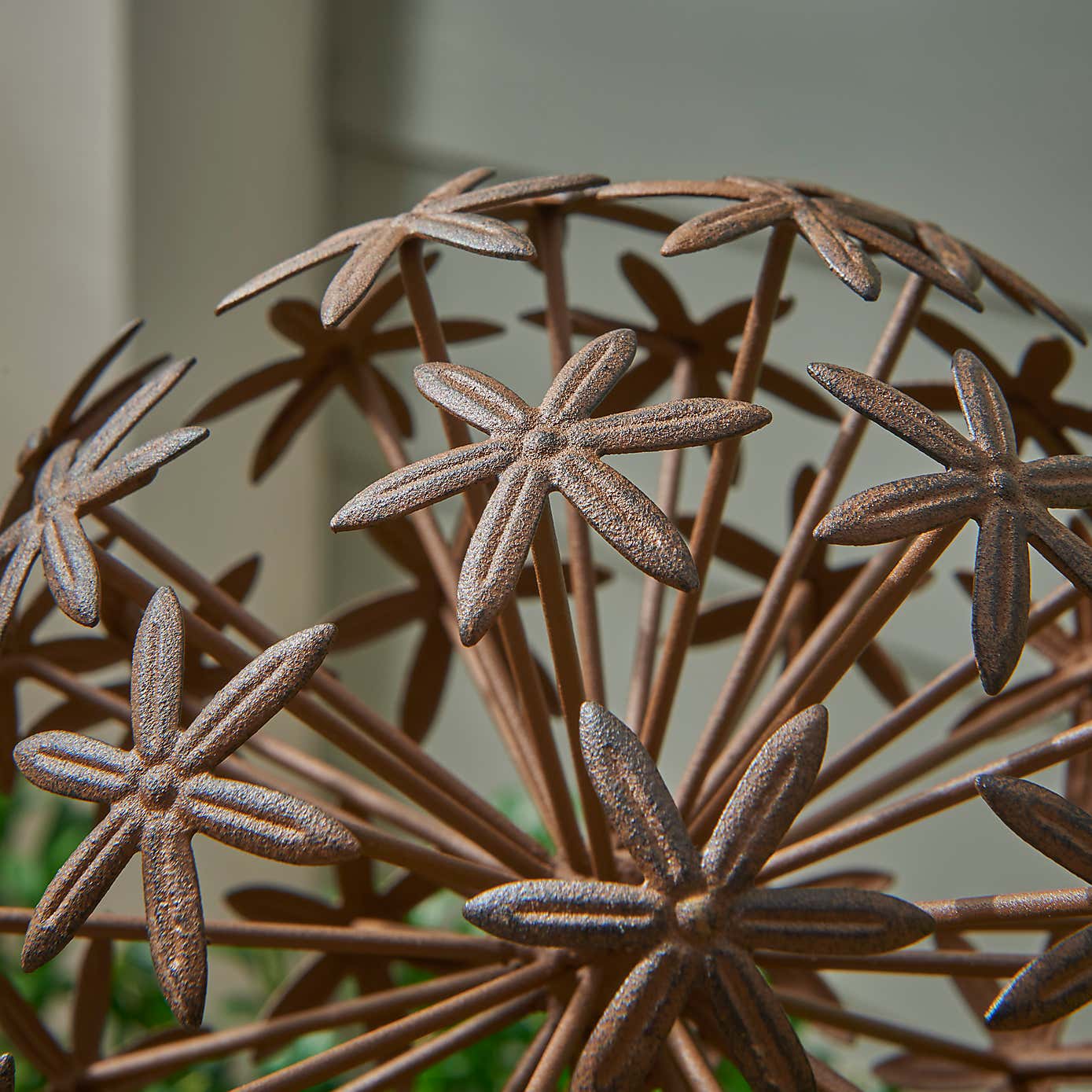 Metal Allium Flower Stake