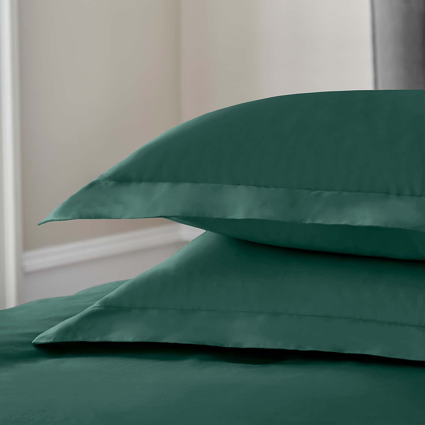 Dorma Egyptian Cotton 400 Thread Count Percale Continental Pillowcase