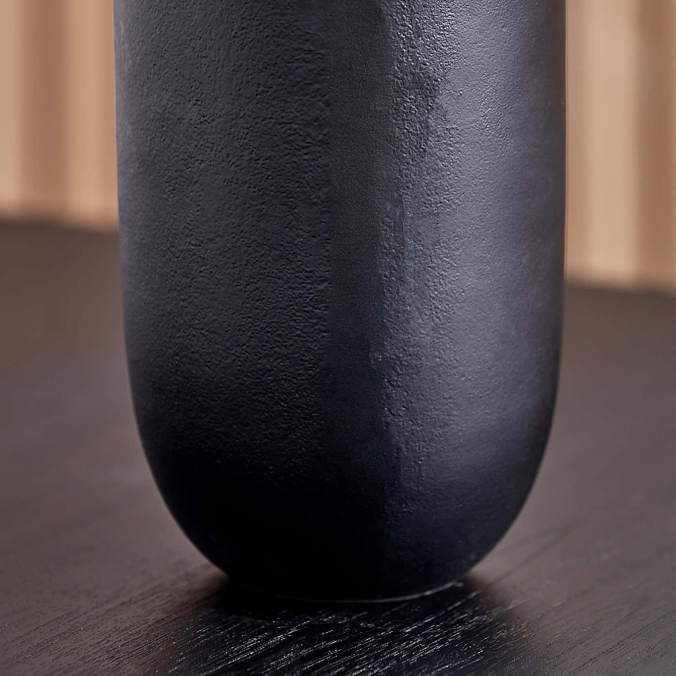 Black Metal Bullet Vase
