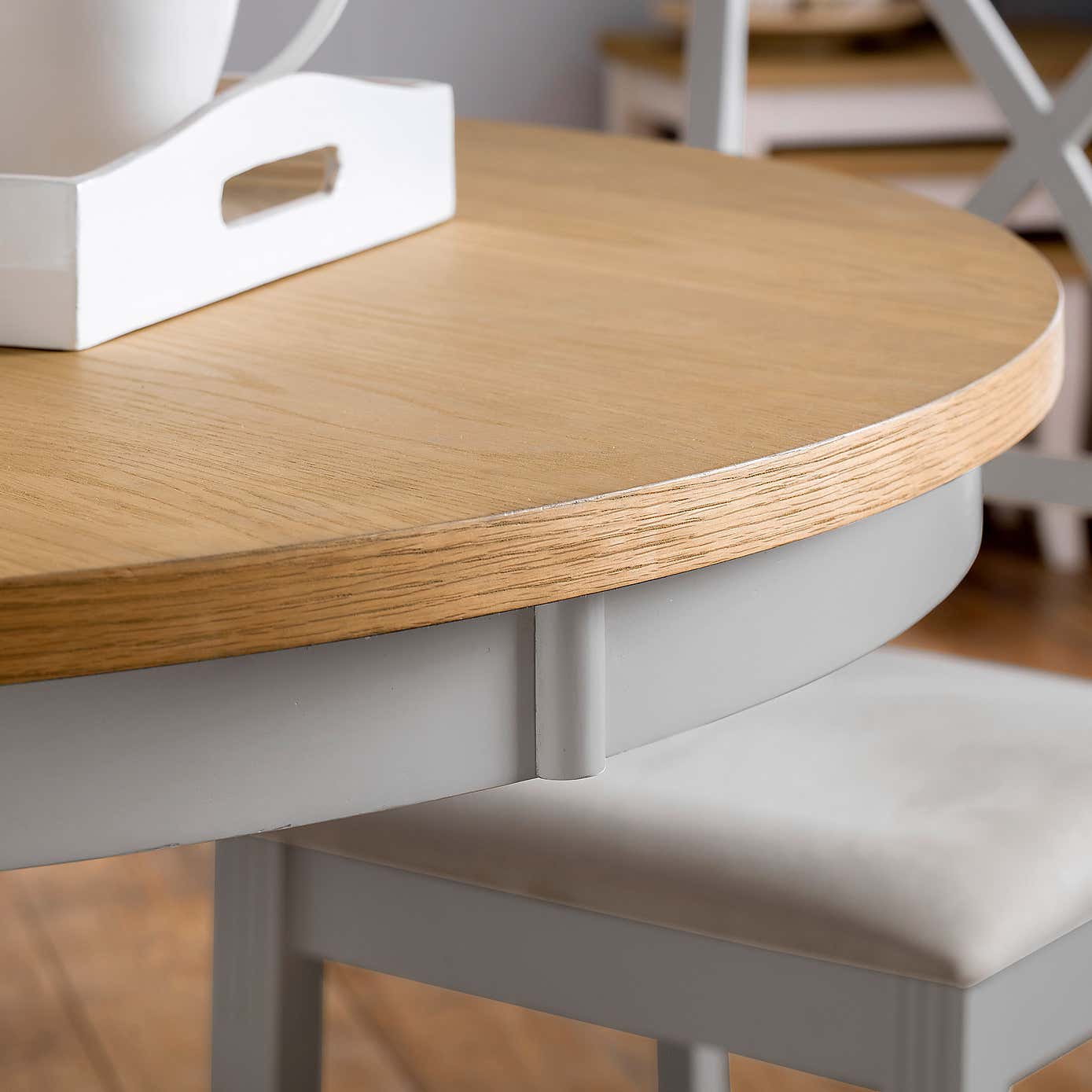 Davenport Round Dining Table with 4 Chairs