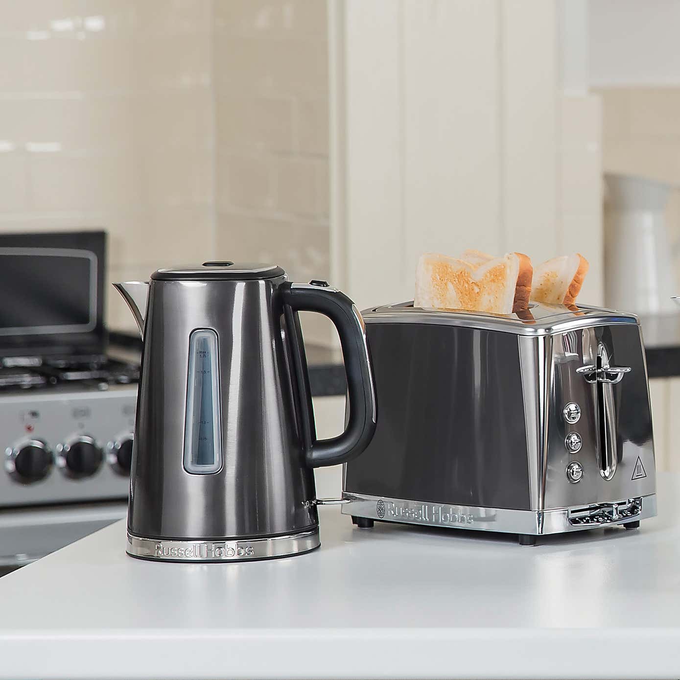 Russell Hobbs Luna 1.7L Quiet Boil Kettle