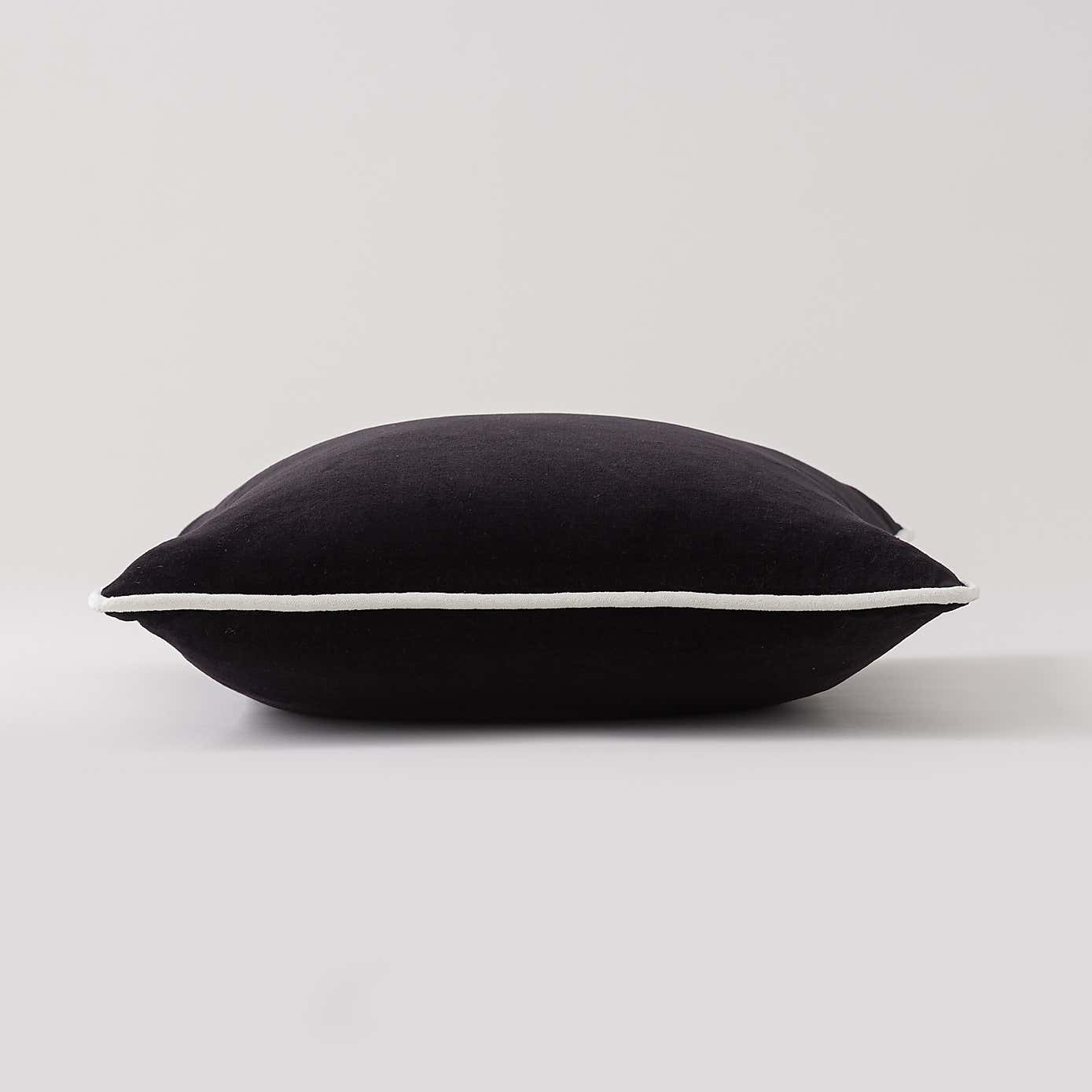 Clara Contrast Piping Cushion