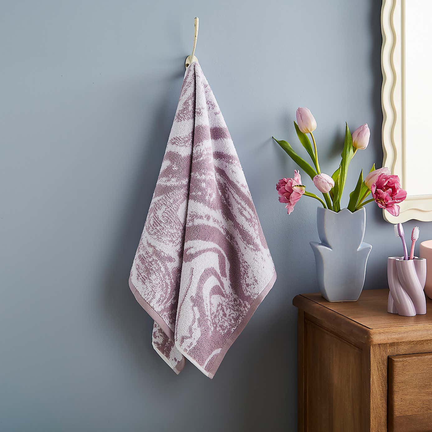 Marble Jacquard 100% Cotton Hand Towel