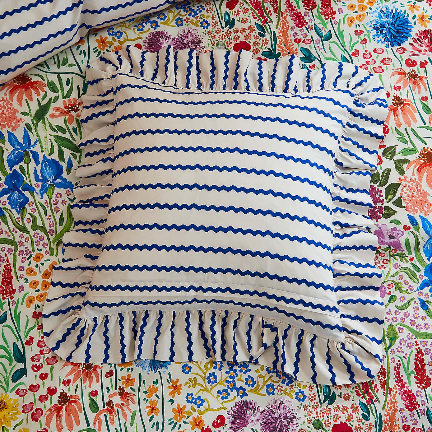 Sophie Robinson Sunshine Flowers Pillowsham