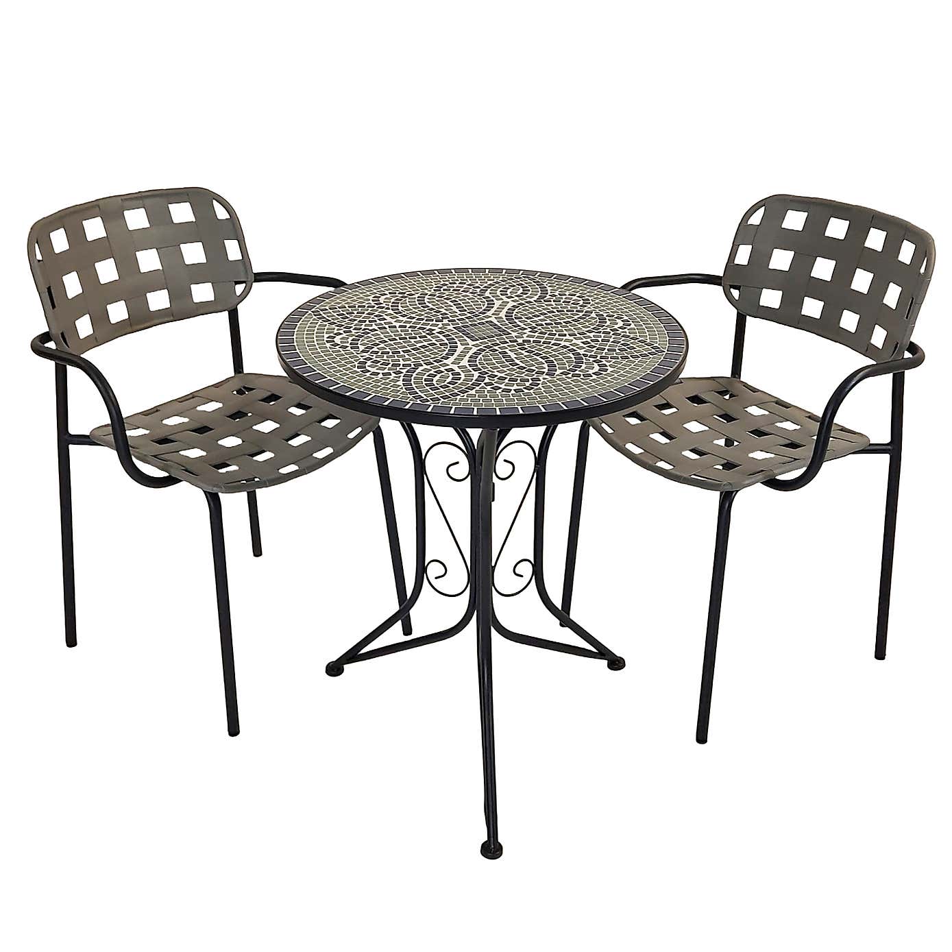 Summer Terrace Atlanta Round Bistro Table with 2 Karin Chairs