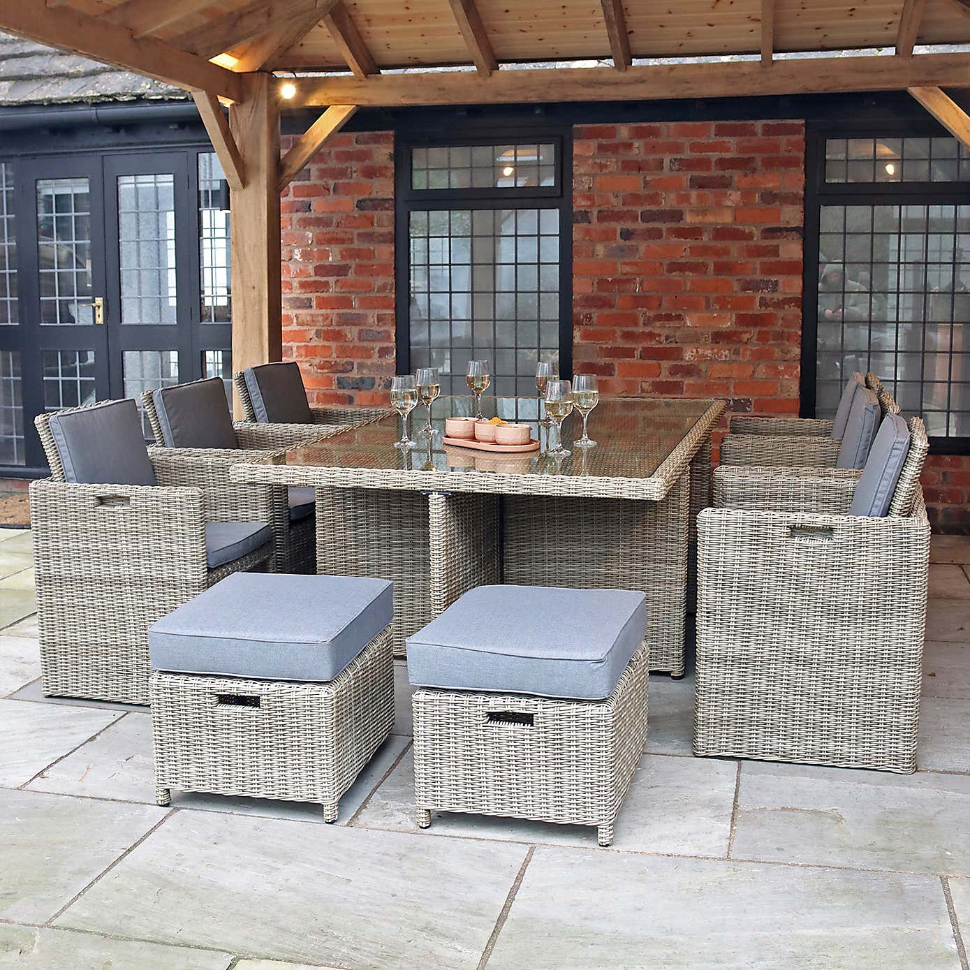 Wentworth 10 Seater Outdoor Cube Dining Set