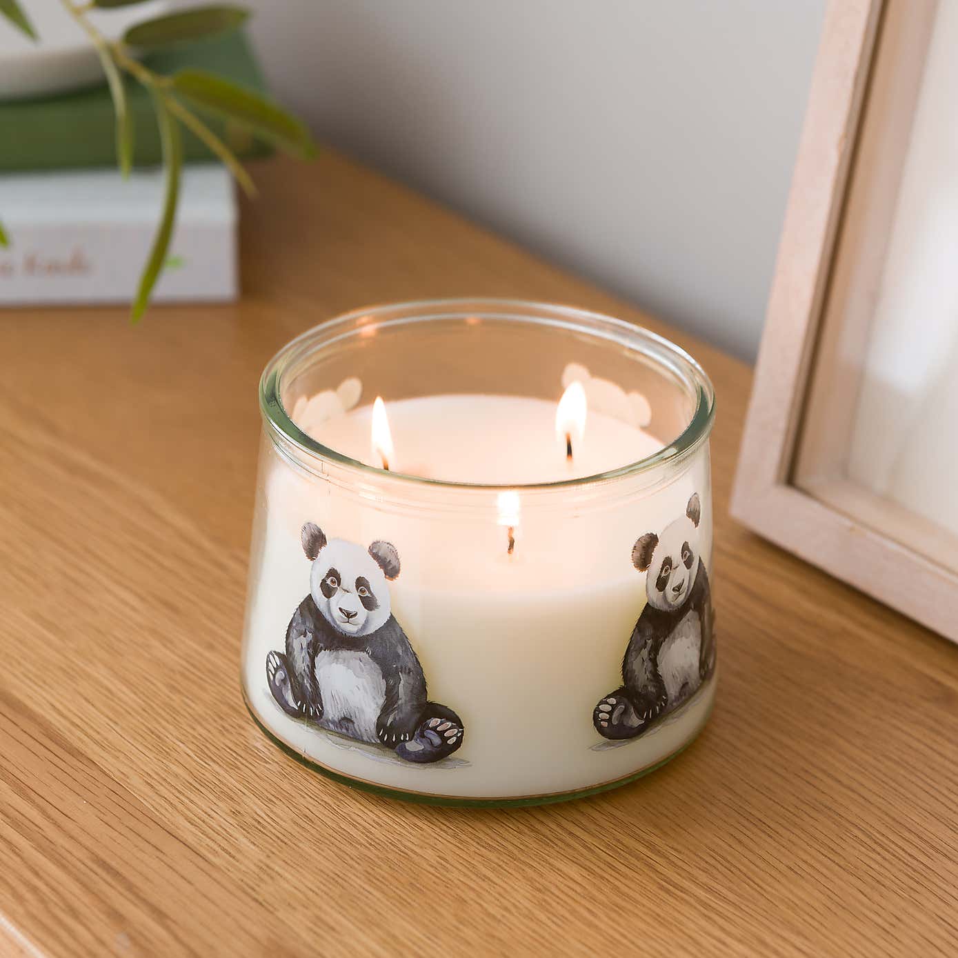 Pablo Panda Linen Multi Wick Candle