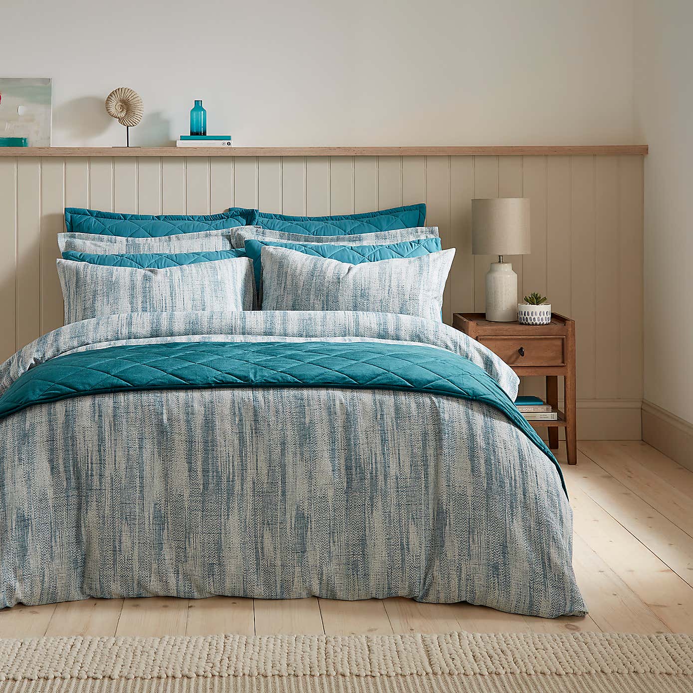 Oceana Jaquard 100% Cotton Duvet Cover and Pillowcase Set