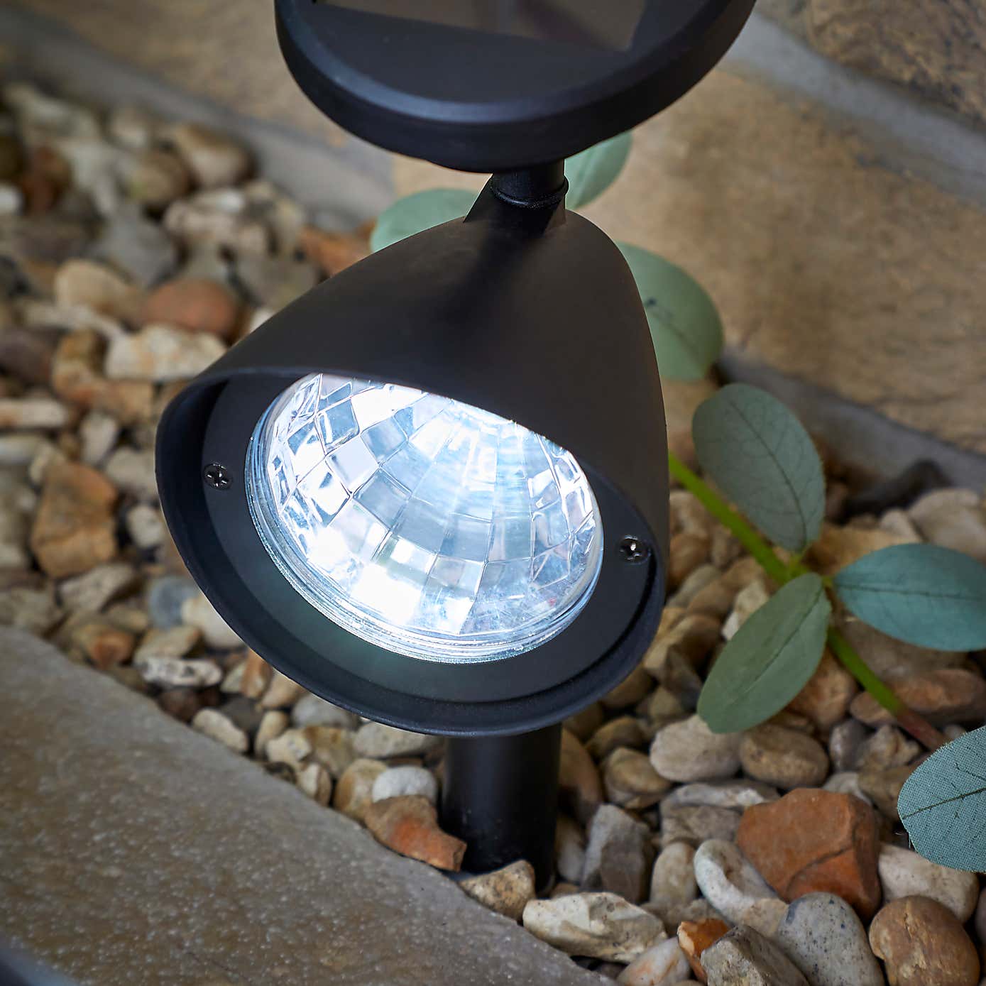 Solar Plastic Outdoor Spot Light
