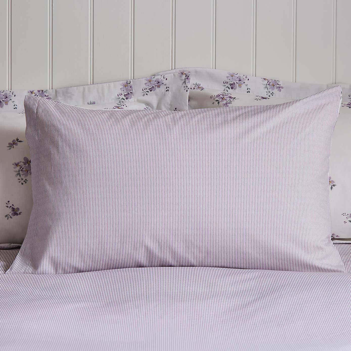Hailey Ditsy Mauve Duvet Cover and Pillowcase Set