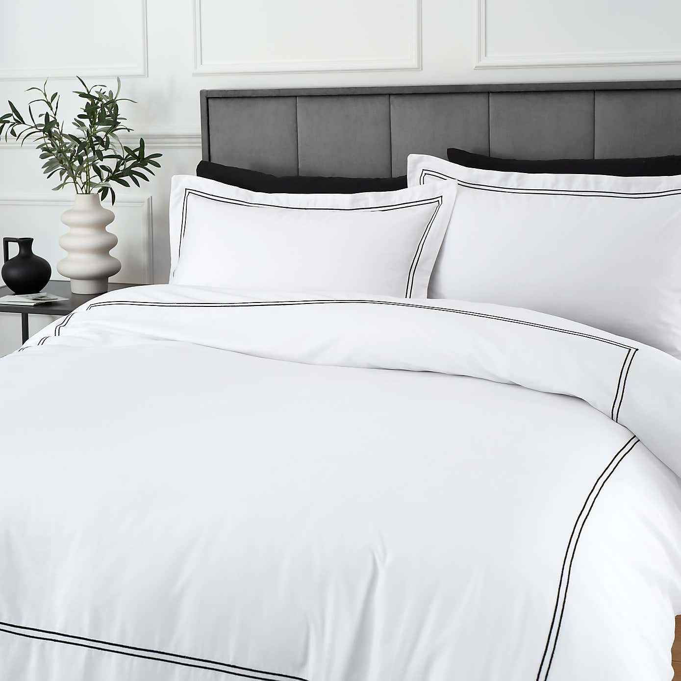 Hotel Double Sateen Stitch Duvet Cover & Pillowcase Set