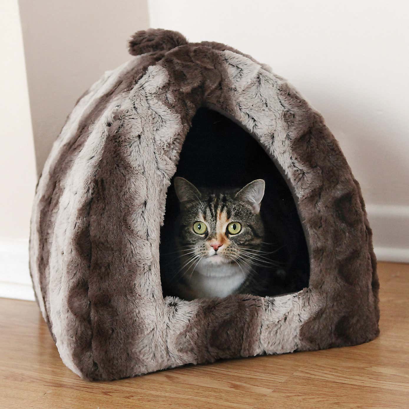 Rosewood Snuggle Pyramid Pet Bed