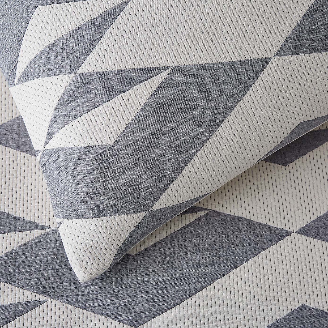 Kai Geo Polycotton Duvet Cover and Pillowcase Set