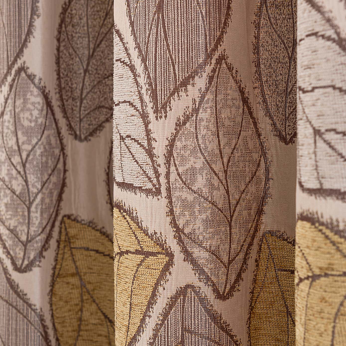 Sherwood Red Eyelet Curtains