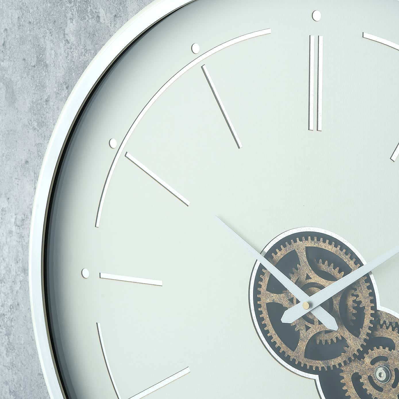 Central Metal Cog Wall Clock