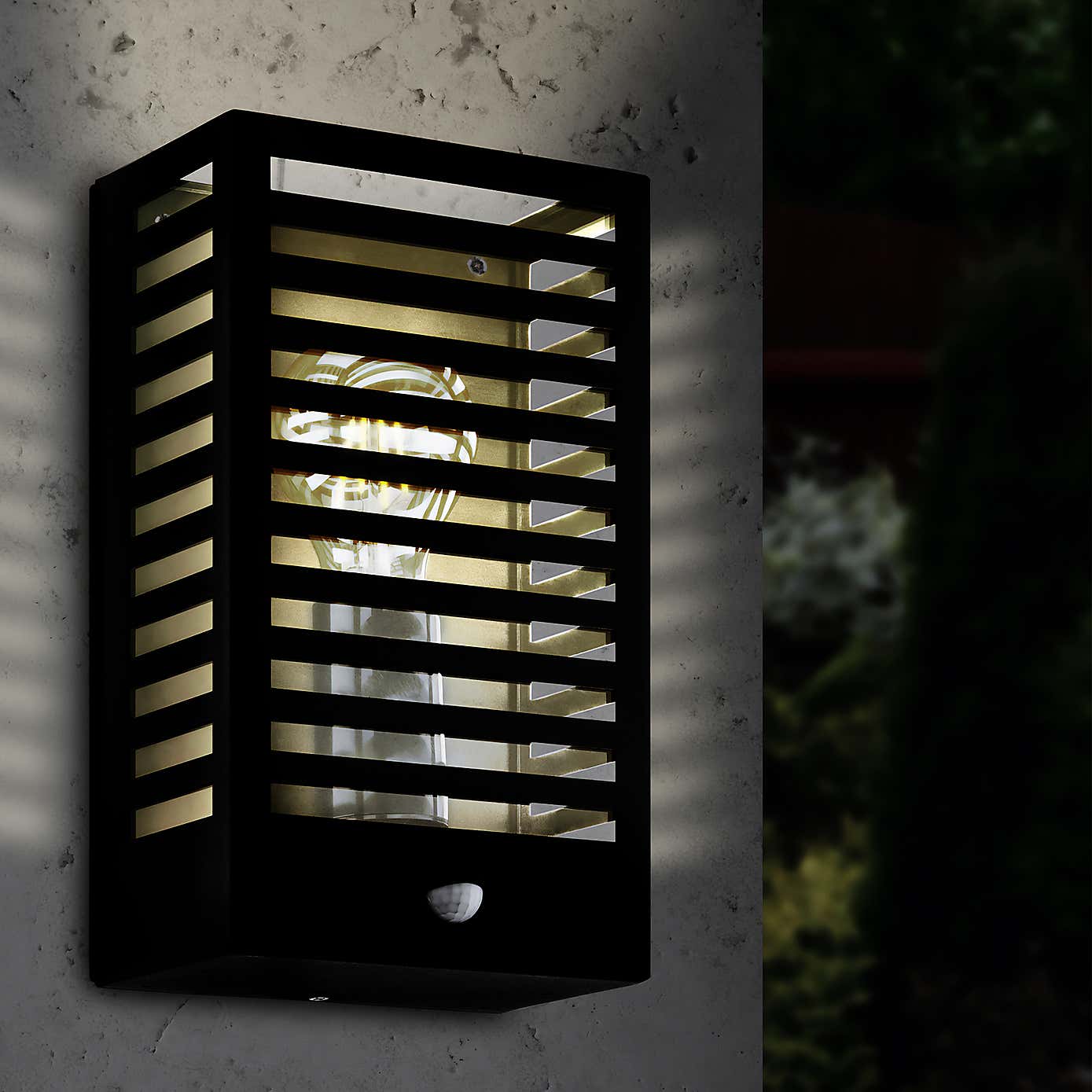 EGLO Alamonte Outdoor Sensor Wall Light