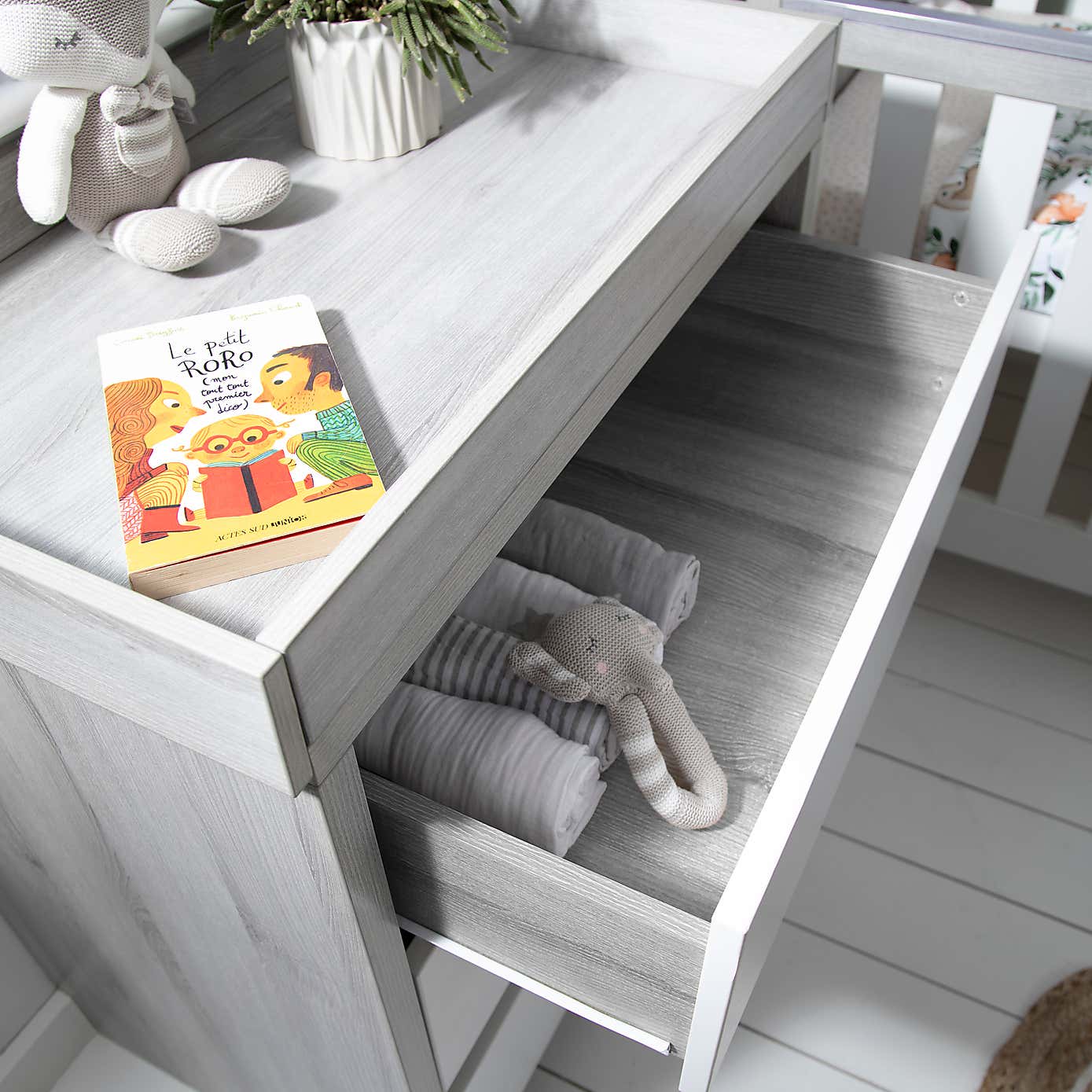 Tutti Bambini Modena 3 Drawer Changing Unit