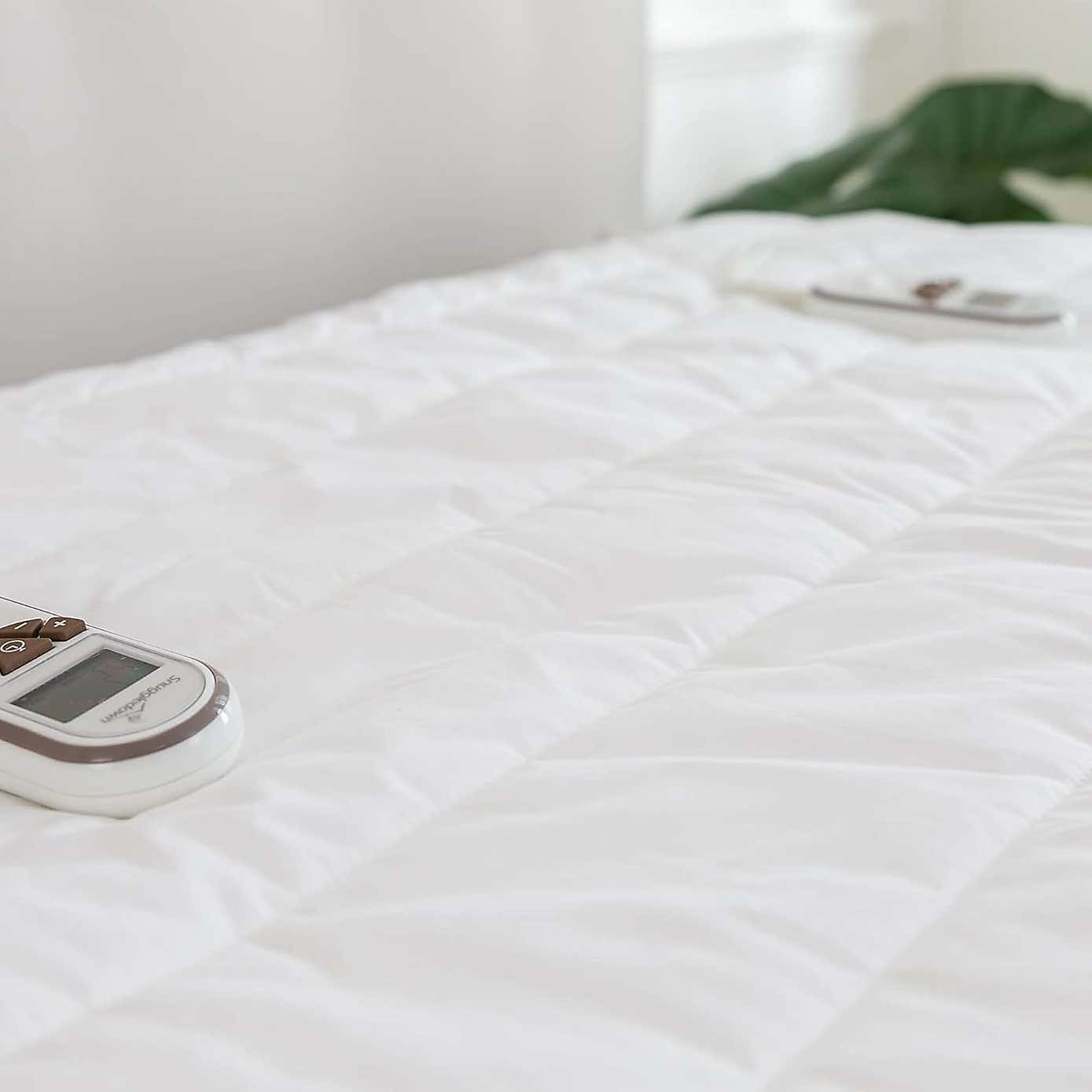 Snuggledown Intelliheat Premium Heated Topper