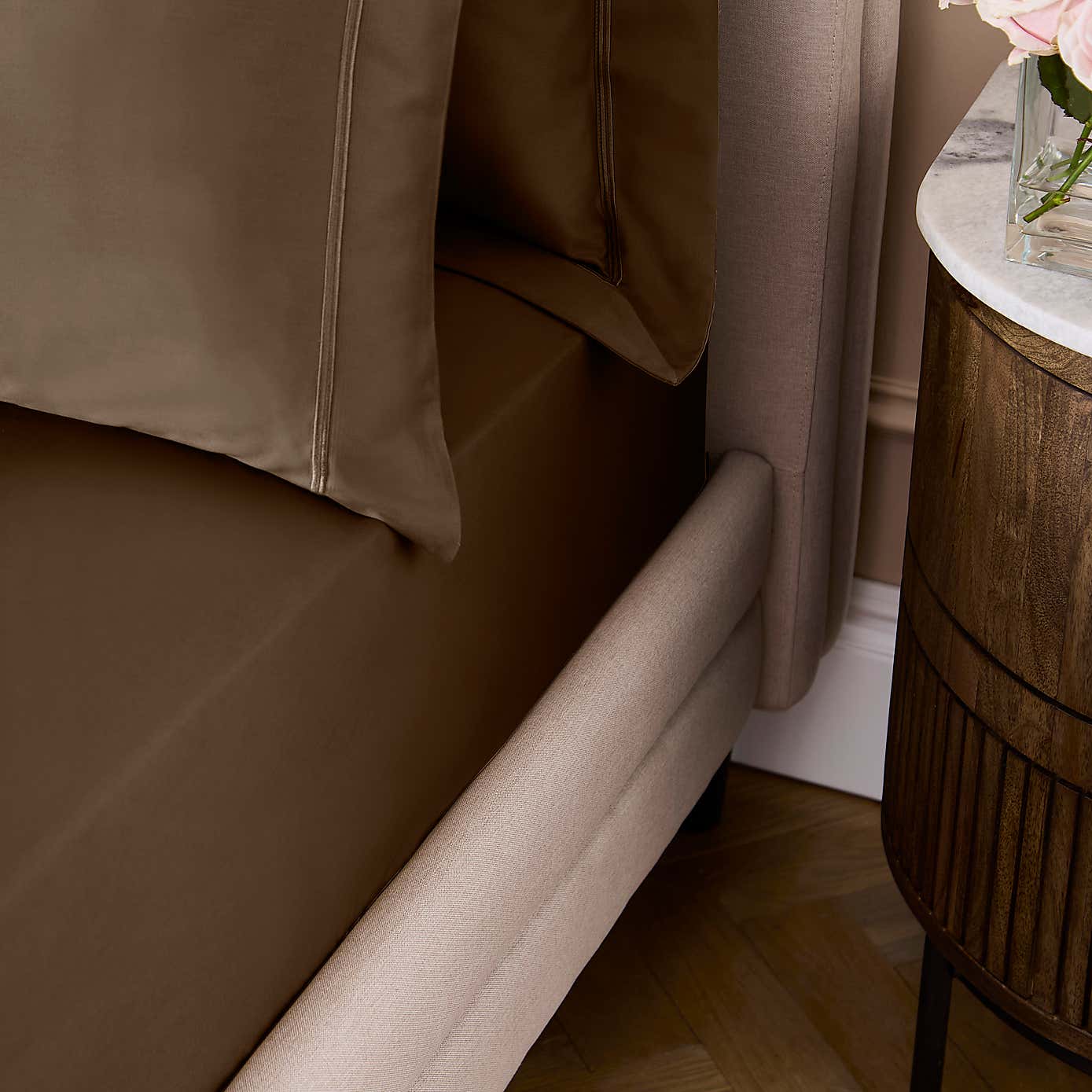 Dorma Cotton Sateen 800 Thread Count Fitted Sheet